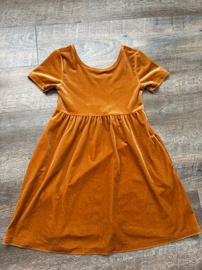Old Navy Toddler Girls Dress Size 6/7S
